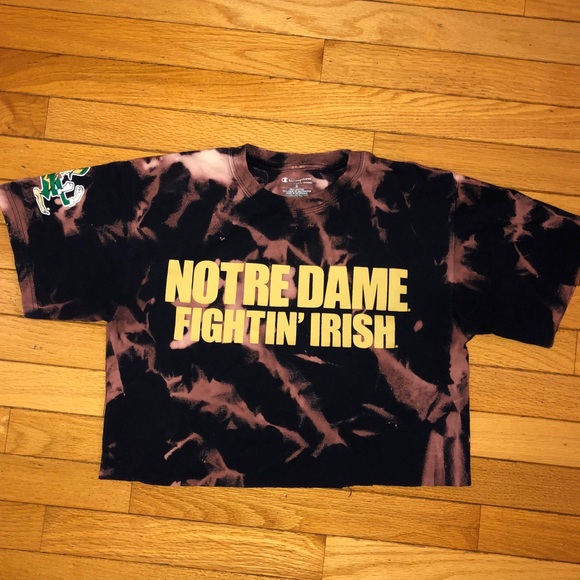 Champion Tops - Notre Dame Fighting Irish Acid-Washed Crop T-Shirt